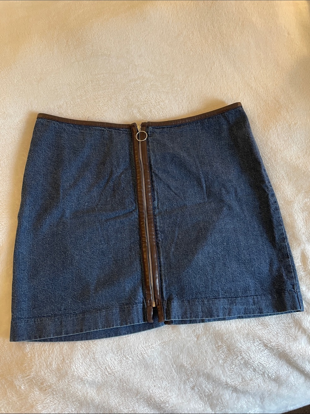 Old Navy Front-Zip Dark Blue Denim Mini Skirt